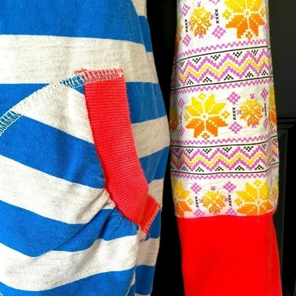 Anthropologie scrapbook Top size Med - Picture 2 of 6